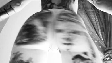 YOUR ITALIAN GODDESS firming butt slowmotion sexy butt gym tattooed butt DANCE WITH ME
