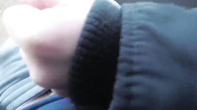 Risky Public Handjob with Cumshot at Lake
