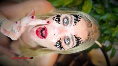 Dutch Cumsut Milf Face covered with 10 shots of Cum