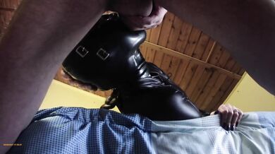 Laura on Heels amateur 2021 rough blowjob and deepthroat on black sexy outfit