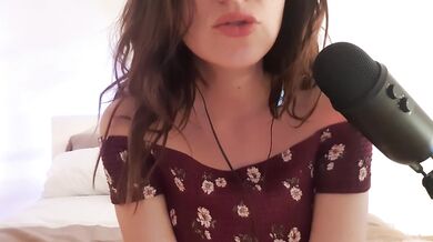 Cute girlfriend whispers to you how she wants you to lick her pussy - ASMR