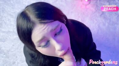 18 year old girl was fucked hard and I cum on her face