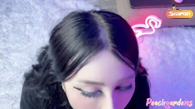18 year old girl was fucked hard and I cum on her face