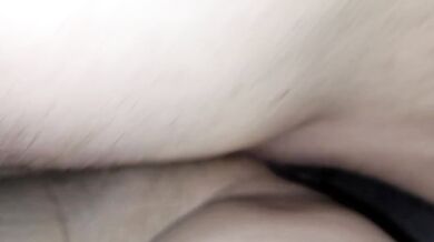 Cum inside my girlfriends pussy and give her a creampie after she cums while licking her pussy