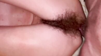 Super hairy MILF do anal and squirt a lot