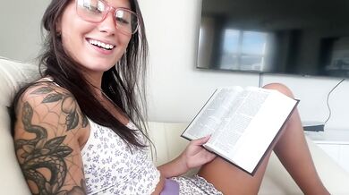 Little Bookworm Step Sister Gives Up Her Pussy ~ Charolette Mae ~ Household Fantasy ~ Scott Stark