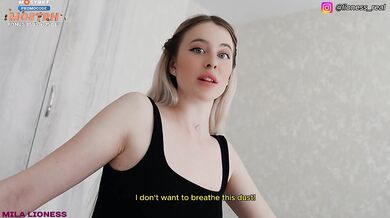 Stop Playing on the phone, I Miss Sex so Much! Fuck Your Stepmom While Your Father Is Not At Home!