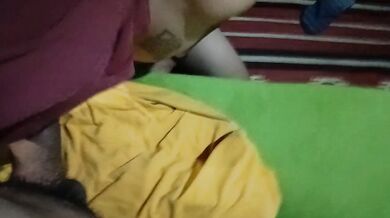 Si roomate naglambing na nagpachupa sa akin .