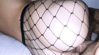 She fucks a big dick, at night like the best