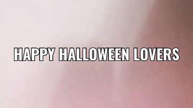 "PUSSY OR TREAT" pussy playing with MILF Cristina Cielo AT Halloween