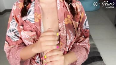 POV ASMR -masseuse makes you a domicile.