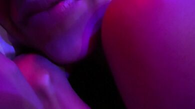 I play with my stepcousin and it ends in sex
