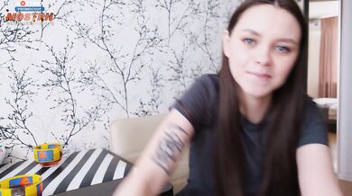 Broke up with a girlfriend? Then fuck her sister!