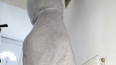 No PANTIES - THICK BOOTY and CAMELTOE POV