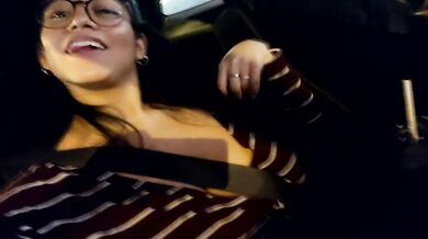 I make me hot taking a ride in the car
