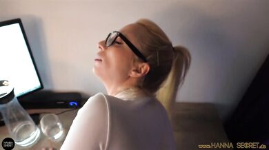 SECRETARY FUCKED BY THE BOSS AND SQUIRTED BLANK