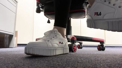 Enjoy my socks and nylon feet while working