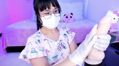 Instructions for wanking with Lila Jordan