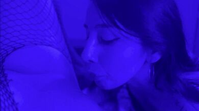 Lesbian couple enjoy a good fuck -SweetKimiOfficial