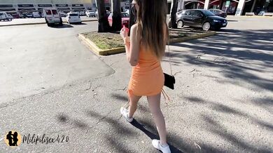 Hot girl give me amazing blowjob in the cinema | Public Blowjob | Argentina